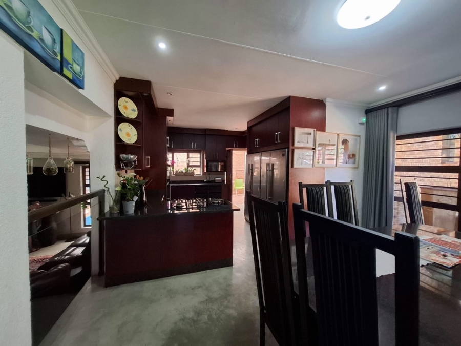 5 Bedroom Property for Sale in Cashan North West